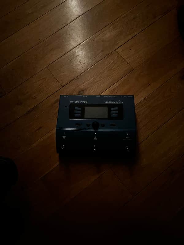 TC Helicon VoiceLive Play 2012 - Present - Blue image 1