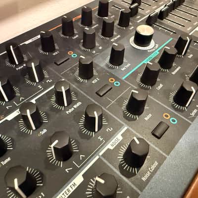 Arturia PolyBrute 6-Voice *MINT* Polyphonic Morphing Analog Synthesizer image 2