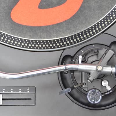 Technics 1210 MK2 Pair of Turntables image 8