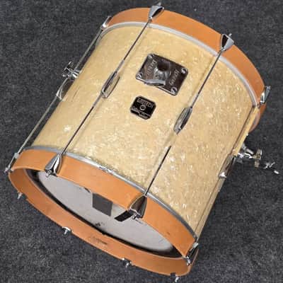 Used Gretsch Catalina Club 3pc Drum Set White Marine Pearl - Fair image 4