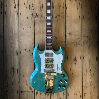 2020 Gibson Captain K. Douglas SG in Inverness Green with hard shell case image 2