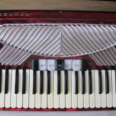 Hohner Verdi IV 120 Bass inkl. Koffer 2000 - rot image 2