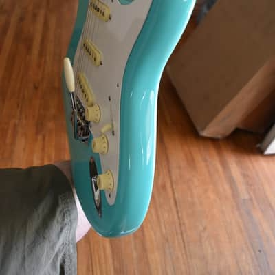 Fender American Vintage II '57 Stratocaster, 2024, OHSC & paperwork, Great condition image 7