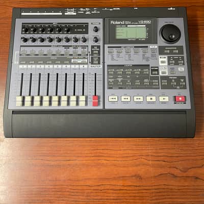 Roland ADA-7000 8 Channel AD DA converter 24bit 96kHz ADA - VM