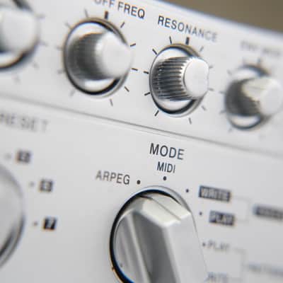 Cyclone Analogic Bass Bot TT-303 Mk1 Analog Synthesizer #57532 image 18