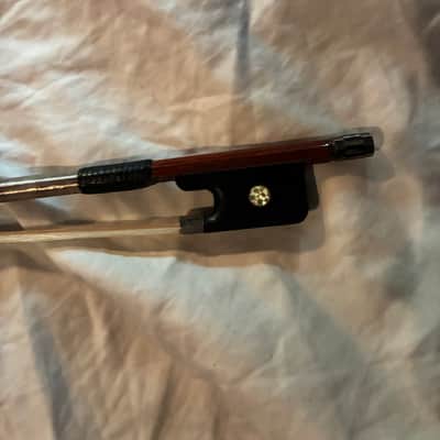 JonPaul Carrera frog on a jonpaul fusion Cello Bow, 4/4 image 1