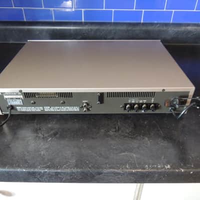 Luxman T-4 90'S? - Silver image 5