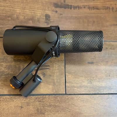 Shure SM7B Cardioid Dynamic Microphone SM 7B image 7