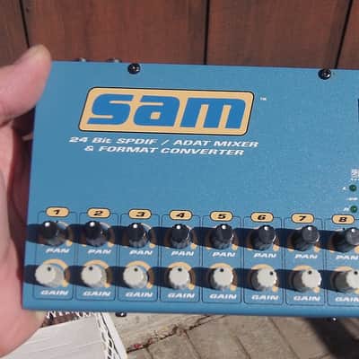 MIDIMAN SAM S/PDIF-ADAT 24 BIT CONVERTER Blue image 8