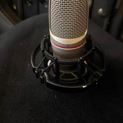 AKG C3000B Large Diaphragm Cardioid Condenser Microphone w H-100 shockmount image 2