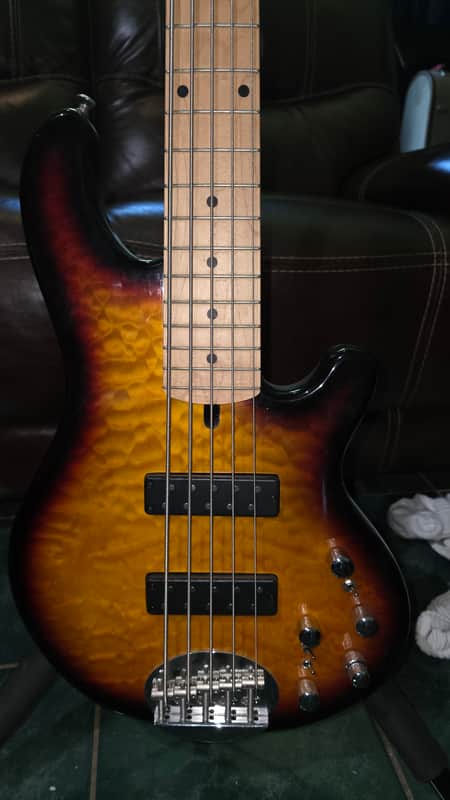 Lakland 55-01 Deluxe 90's - 3 tone burst over quilted maple image 1