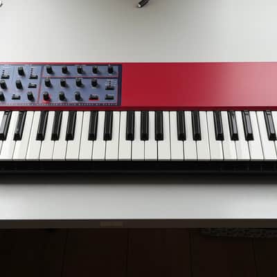 Nord Lead 49-Key 4-Voice Polyphonic Synthesizer 1995 - 1997 - Red image 3
