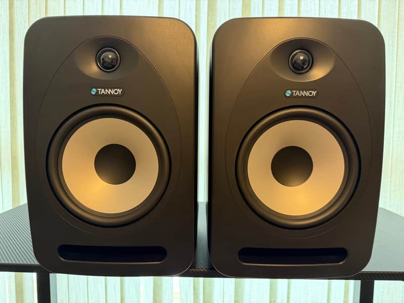 Tannoy Reveal 802 Powered Monitor (Pair) 2010s - Black image 1