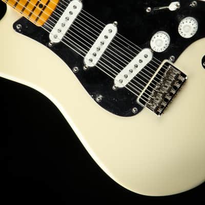 2022 - Fender Nile Rodgers Hitmaker Stratocaster - Olympic White image 12