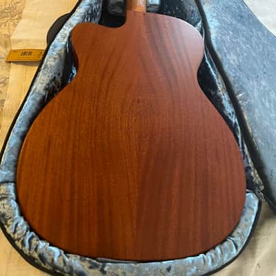 Martin Junior Series 000C JR-E Electro Acoustic Guitar – Immaculate Condition image 10
