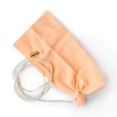 Herco Clarinet Chamois Cleaning Swab, Made of Synthetic Chamois Cloth With Nylon Cord & Metal Weight; Made in USA image 2