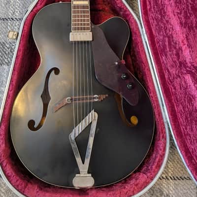 Gretsch G100CE Synchromatic Archtop Electro Acoustic Jazz Guitar Black + Case image 1