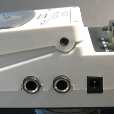 Behringer NR300 Noise Reducer image 9