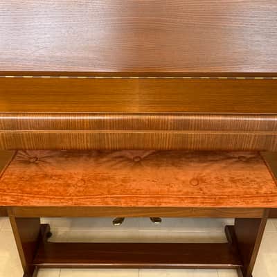 Steinway&Sons Model V 1973 - Walnut image 5