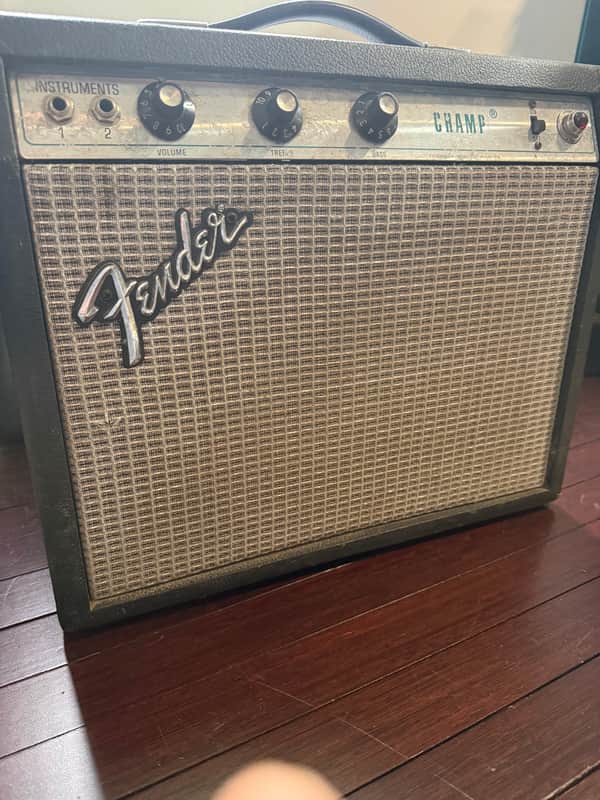 Fender Champ 6-Watt 1x8" Guitar Combo 1970 - 1981 - Silverface image 1
