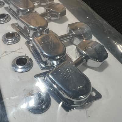 Clavijero Fender '70's "F" Tuners Chrome image 6