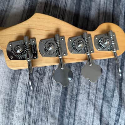 Fender Jazz Bass 1993 Vintage with Vintage Red Badge Chainsaw Hard shell case image 9