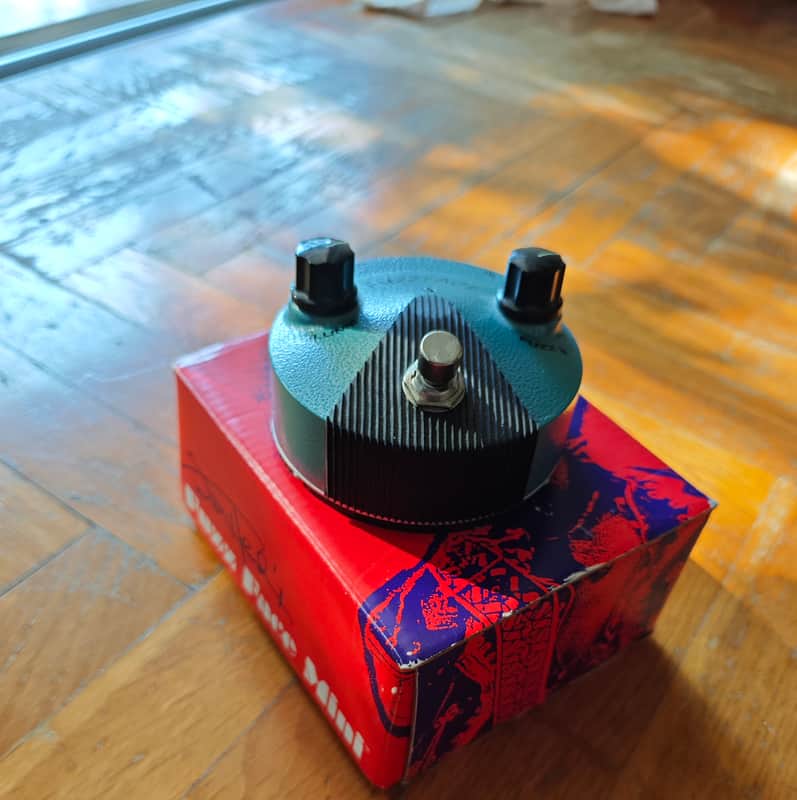 Dunlop FFM3 Jimi Hendrix Signature Fuzz Face Mini 2014 - Present - Light Blue image 1