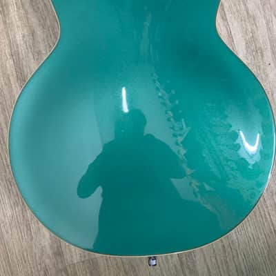 Gretsch G5622T Electromatic Center Block Double Cutaway with Bigsby, Laurel Fretboard 2019 - Present - Georgia Green image 6