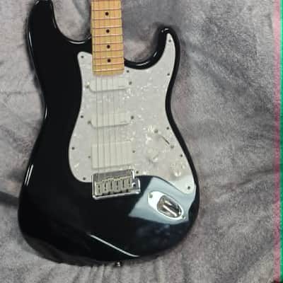 Fender Stratocaster 2008 - black image 4