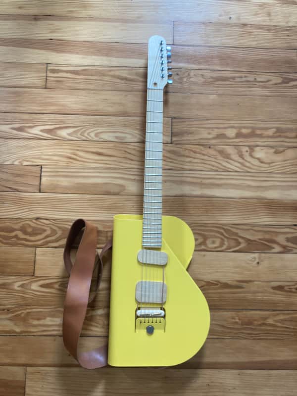 Verso Cosmo 2021 Yellow image 1