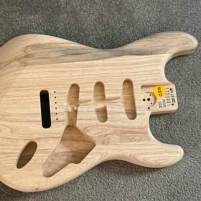 Fender American Reissue style 70s Stratocaster guitar body unfinished ash image 1