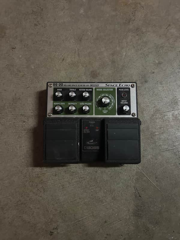 Boss RE-20 Space Echo