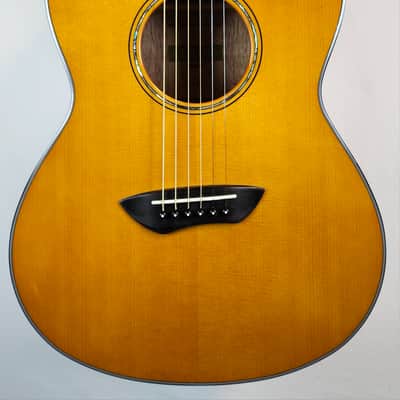 Yamaha CSF1M Parlor Guitar, Solid Spruce Top, w/Pickup, Vintage Natural, W/Bag image 2