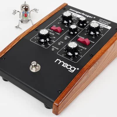 Moog Moogerfooger MF-103 12-Stage Phaser + Fast Neuwertig + 1,5 Jahre Garantie image 7
