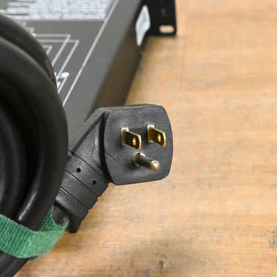 Monster Power PRO 2500 PowerCenter 10-Outlet Power Conditioner CG0119Y image 10