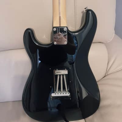 Fender American Performer Stratocaster HSS with Maple Fretboard 2018 - Present - Black image 12
