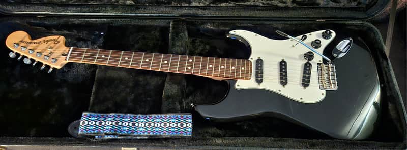 Fender Deluxe Roadhouse Stratocaster 2014 - Black