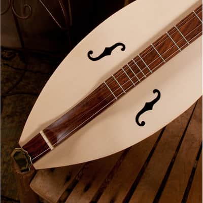 Roosebeck DMDS4 Emma Mountain Dulcimer 4-String Vaulted Fretboard Spruce F-Holes w/Pick, Noter & Owner's Guide image 9