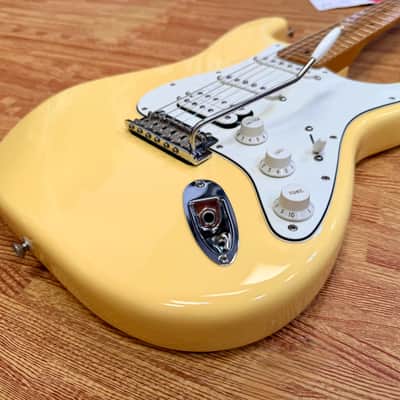 ✨MINT 2018✨ Fender Player Stratocaster HSS~ Buttercream Maple Neck + Gig Bag! image 3