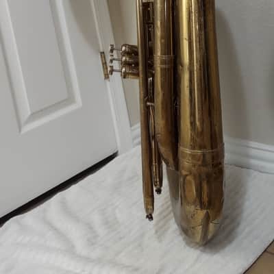 Reynolds Contempora 3v BBb Recording Tuba ~1959 - Lacquer & raw brass image 2