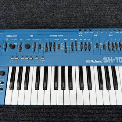 Roland SH-101 32-Key Monophonic Synthesizer 1982 - 1986 - Blue