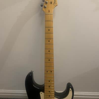 Fender American Standard Stratocaster with Maple Fretboard 2008 - 2016 - Black image 3