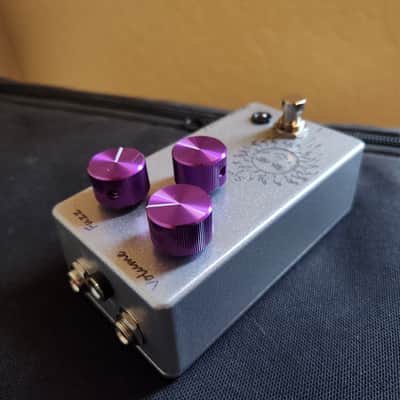 Fuzz clone with BC108/BC109 NOS transistors 2025 - Silver image 5