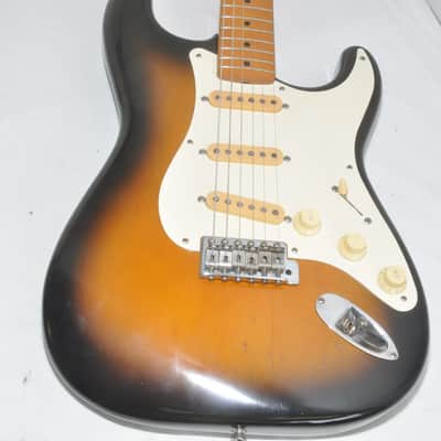 Fender Japan - Stratocaster L serial number Electric Guitar Ref No 6781 image 3