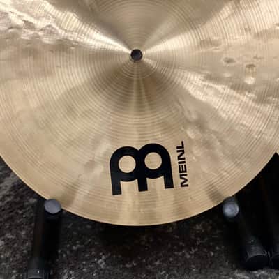 Meinl 15" Byzance Traditional Extra Hammered Hi-Hat Cymbals (Pair) - Traditional image 3