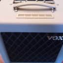 Vox AC4TV 4W 1x10 Tube Guitar Combo Amp Cream