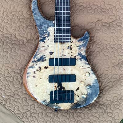 2019 Roscoe SKB3005 Mastergrade Buckeye Burl loaded image 12