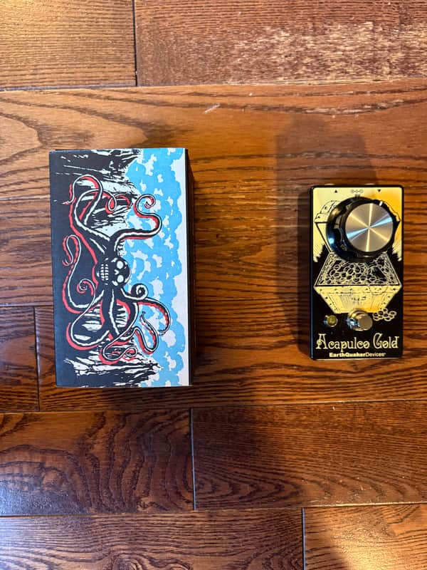 EarthQuaker Devices Acapulco Gold Power Amp Distortion V2