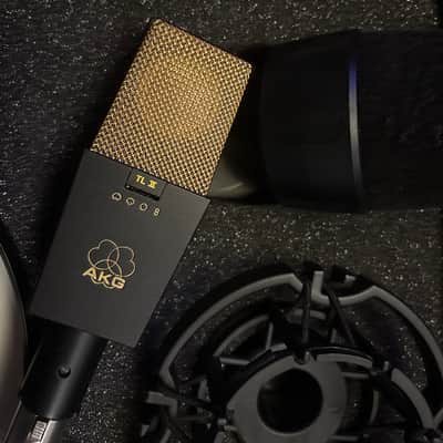 AKG C414 B TLII studio condenser microphone C414B image 5