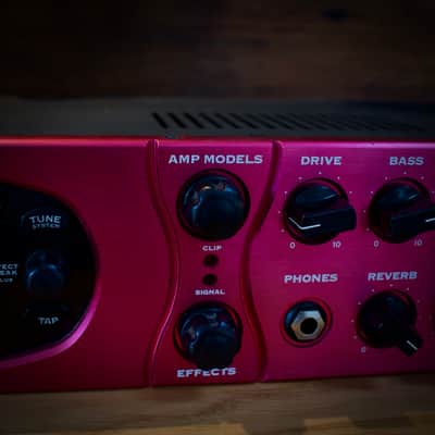 Line 6 POD xt Pro Rackmount Multi-Effect and Amp Modeler 2010s - Red image 3